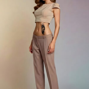 Detail du tatouage Kuro Tenshi: Le tatouage principal, situe sur le flanc, represente une fi